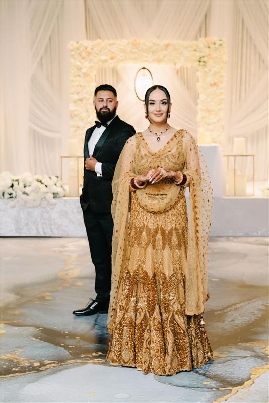 Sunehri Noor Lehenga